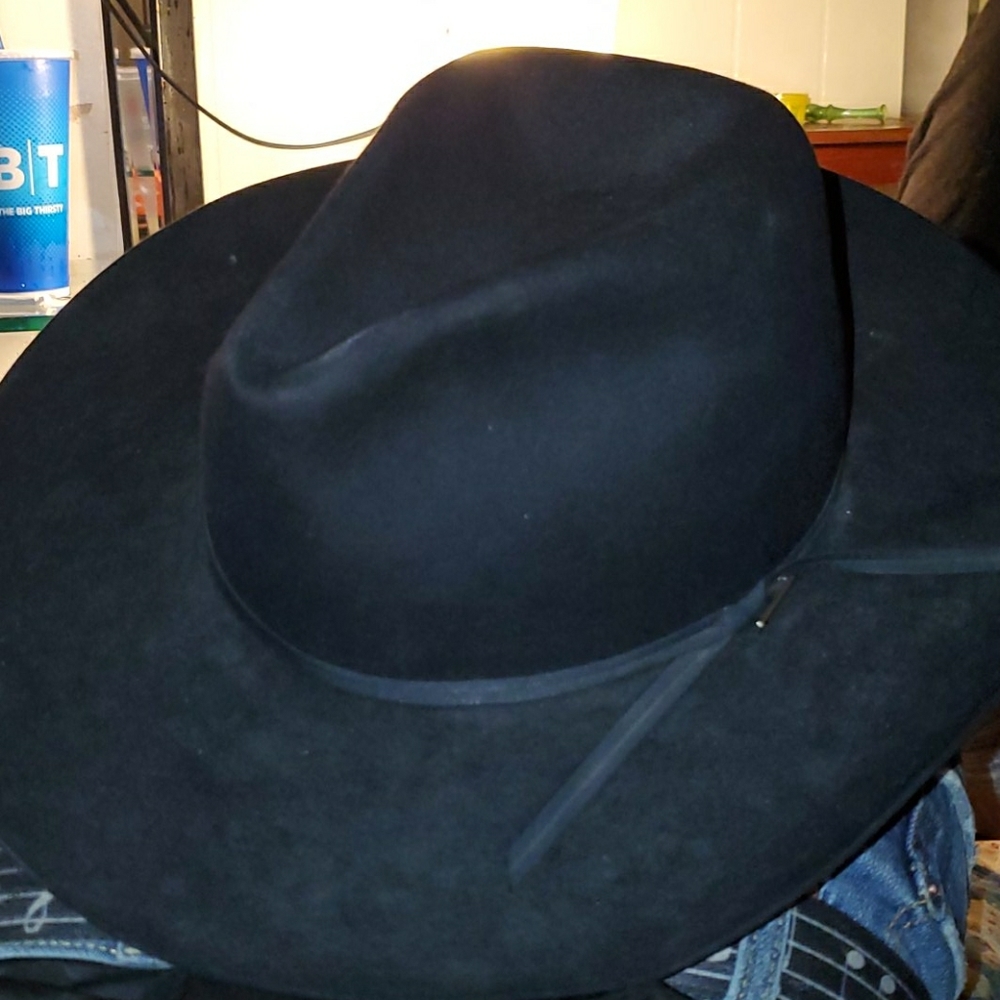 Serratelli cowboy hat